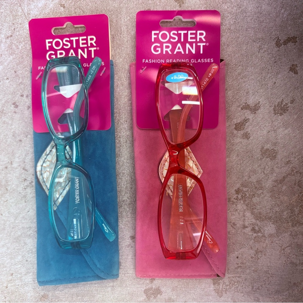 Foster Grant Blue and Pink Glasses Set
